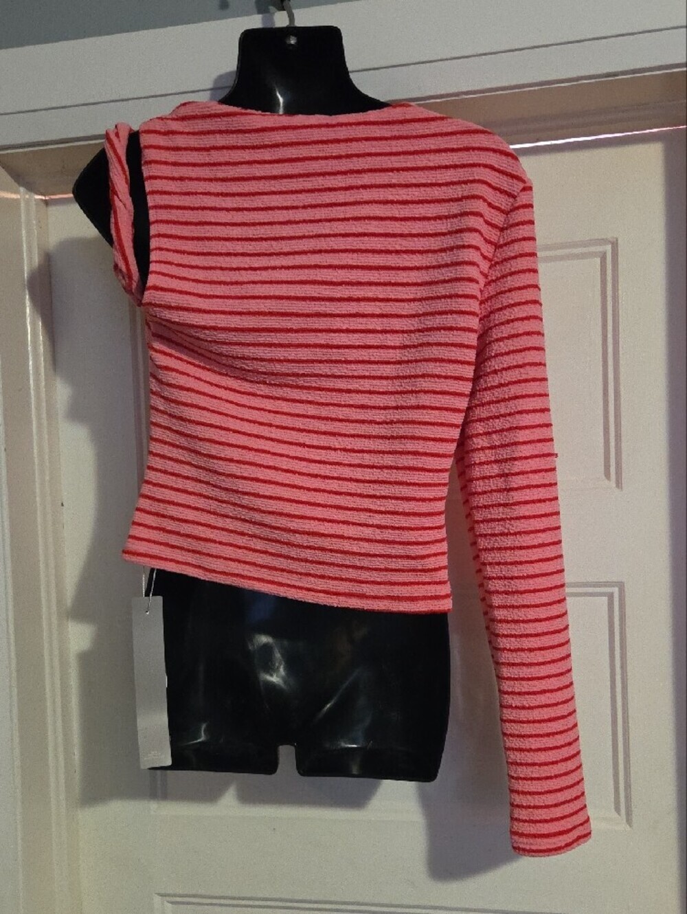 Missguided Pink and Red Ribbed One-Shoulder Top - Picture 5 of 6